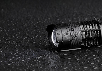 在防水工程中為什么要采用多道設(shè)防和復合防水的作法?二者的關(guān)系如何?